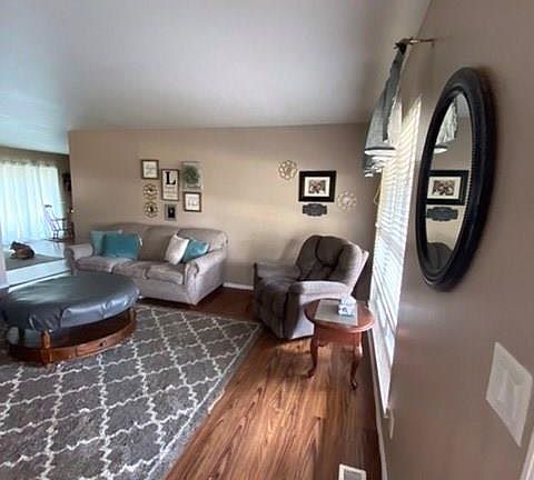 2nd image of 3794 Marion Dr