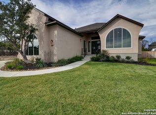 1915 Serapio Ln, San Antonio, TX 78260