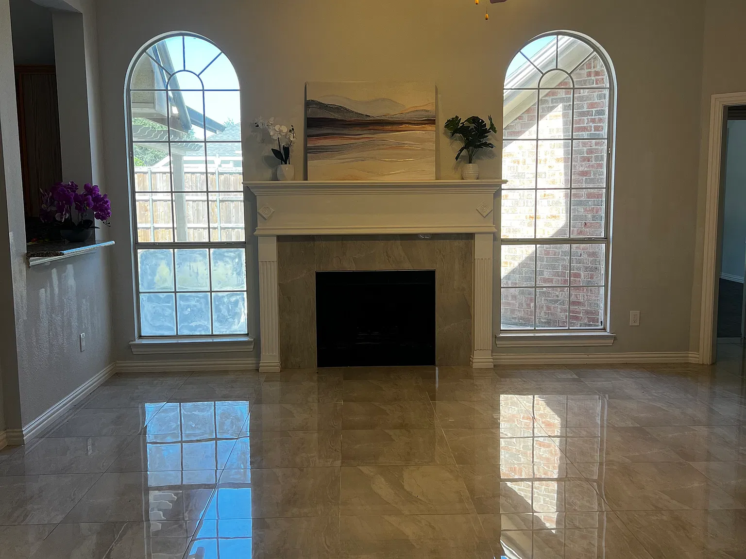 4 bed, 1888 sqft, $2,500 — Photo 2