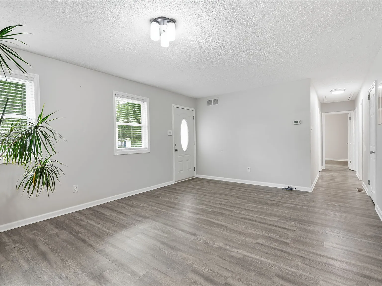 3 bed, 1507 sqft, $2,900 — Photo 3