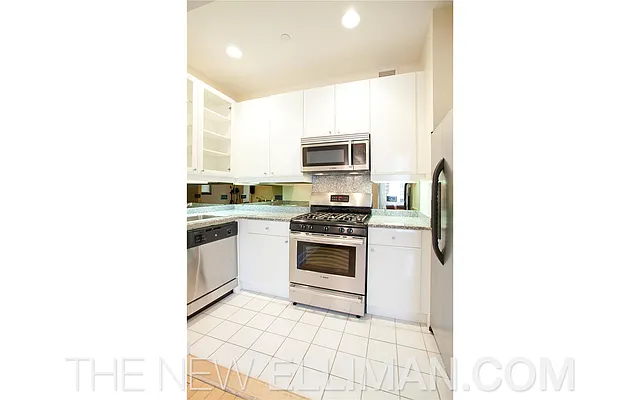 Sold by Douglas Elliman | media 16