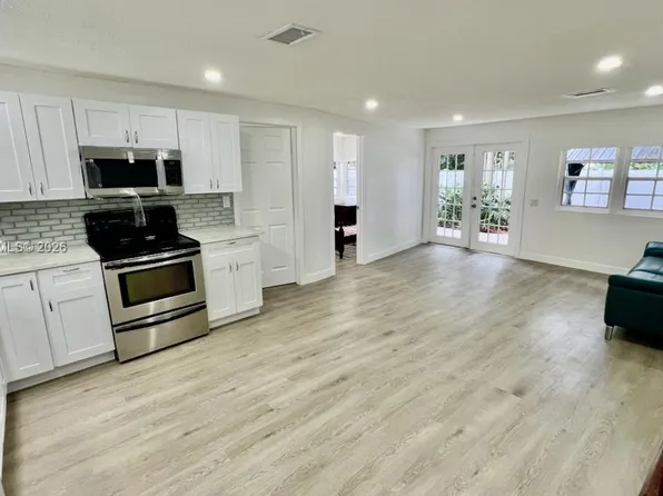 48 SW 14th St, Dania Beach, FL 33004