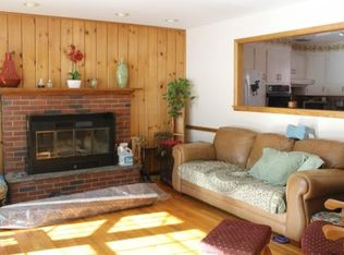 23 Freddys Ln, Brookfield, CT 06804