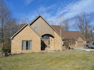 868 Ridge Rd, Terre Haute, IN 47803