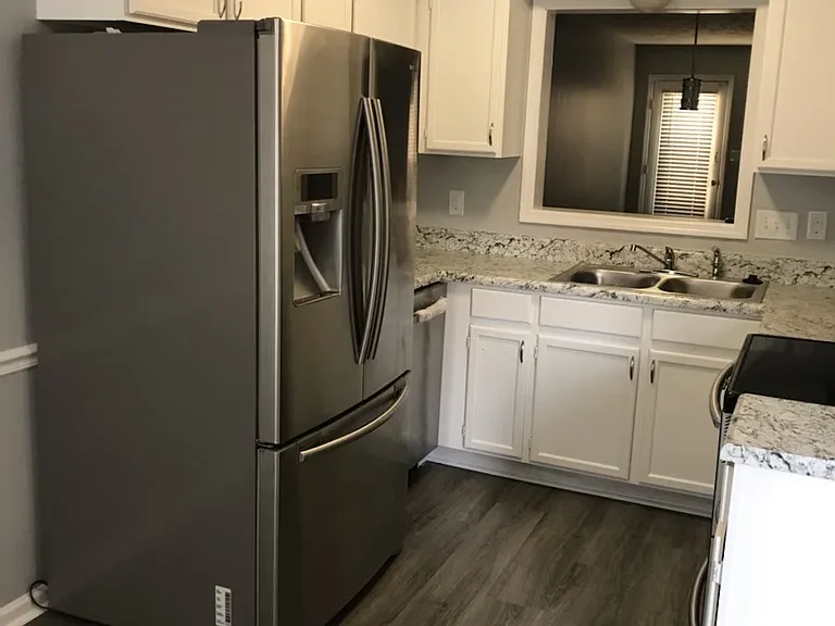 126 Aloha Dr — Photo 3