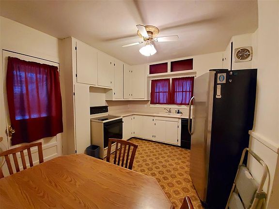 4th image of 4 Newton Ave