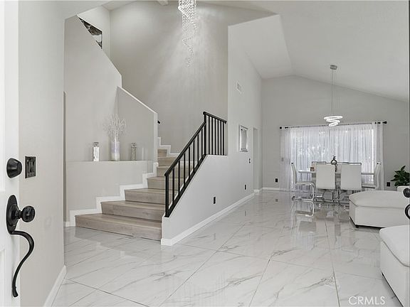 4th image of 29253 Greenbrier Pl