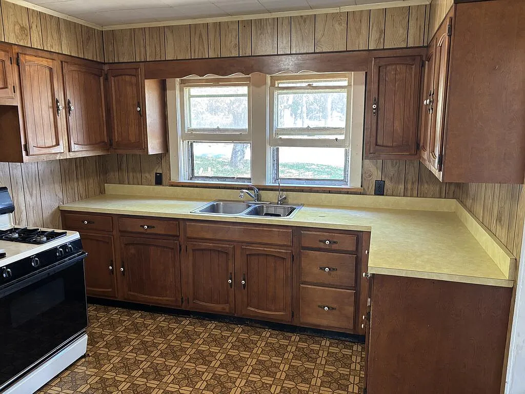 2 bed, 1.0 bath, 720 sqft, $850 — Photo 3