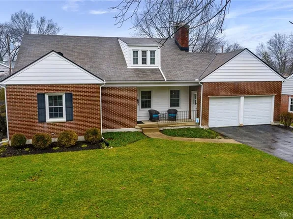 319 Spirea Dr, Dayton, OH 45419