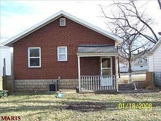 2nd image of 3207 Dix Ave