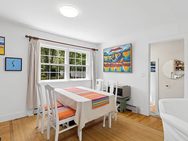 232 Norfolk Dr — Photo 15