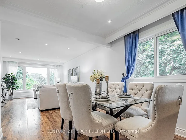 257 Otonabee Ave #MAIN — Photo 8