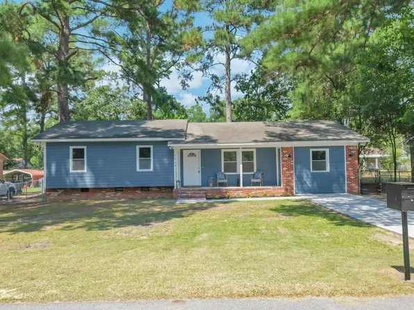 6314 Belle Terre Court, Fayetteville, NC 28304