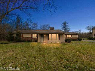 6601 Wing Lake Rd, Bloomfield Hills, MI 48301