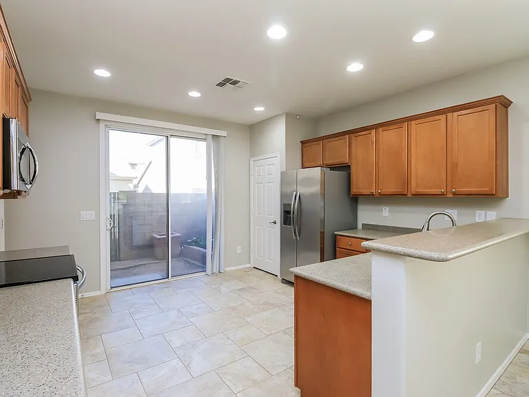5416 W Fulton St — Photo 8