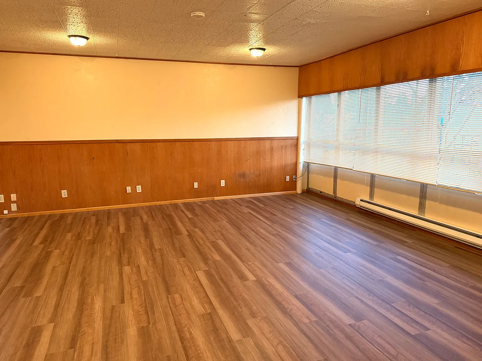 1 bed, 700 sqft, $1,200 — Photo 2