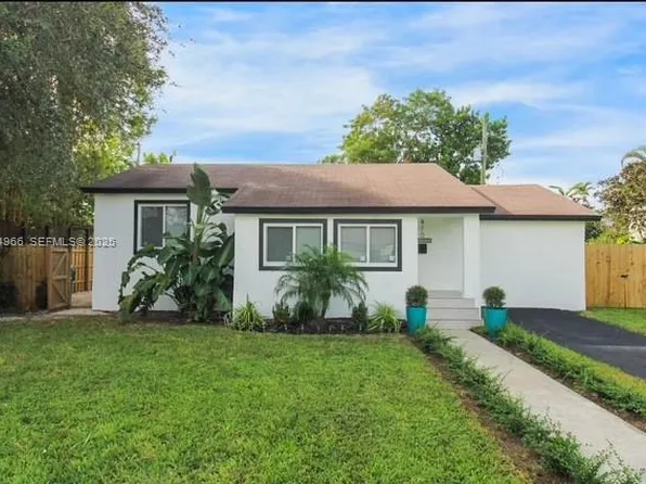 470 NE 110th St, Miami, FL 33161