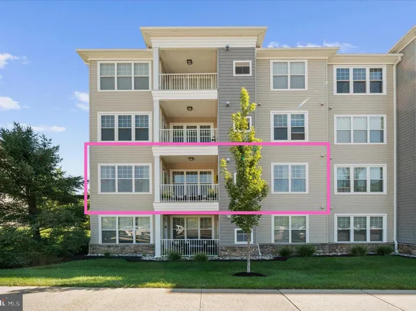 221 Masterson Ct, Trenton, NJ 08618