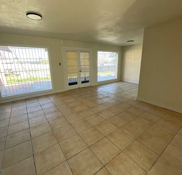 3405 Olympic Ave — Photo 19