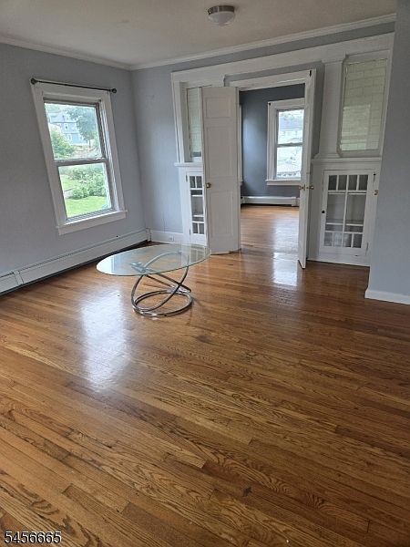 2nd image of 54 Union St