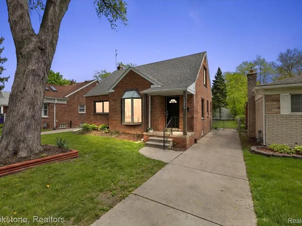 11770 Riverdale, Redford, MI 48239