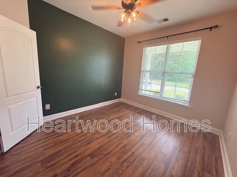 249 Blythe Creek Dr — Photo 30