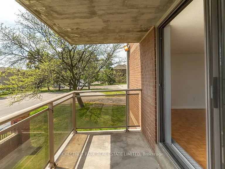 1060 Caven St #202 — Photo 19