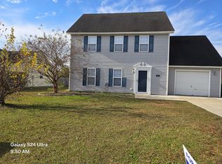 317 Foxhall Rd, Newport, NC 28570