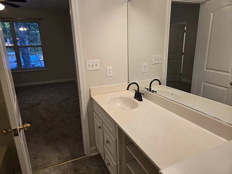 730 Windbrook Cir — Photo 18