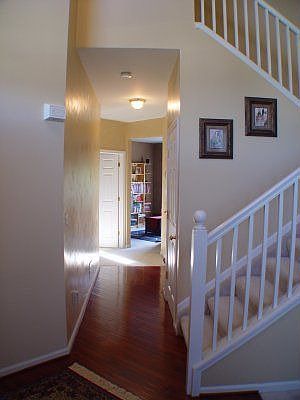 04 HallWay