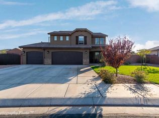 3512 E Cove Wash Way, St George, UT 84790