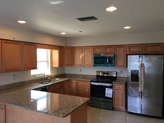 4th image of 3431 Calera Dr
