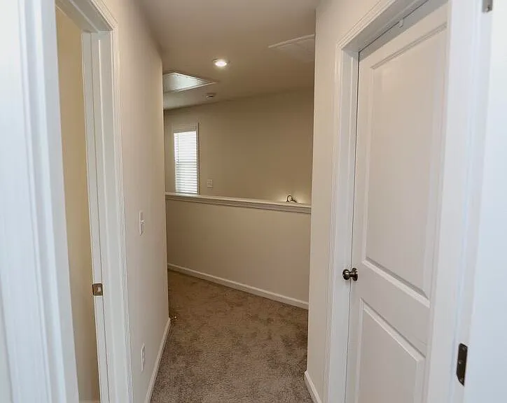 1049 Crescent Moon Loop — Photo 52