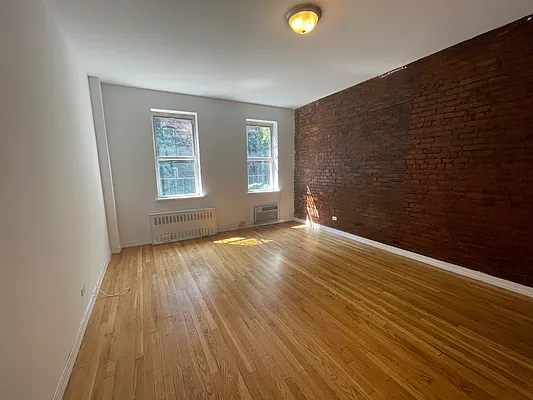 Rented by Compass | media 13