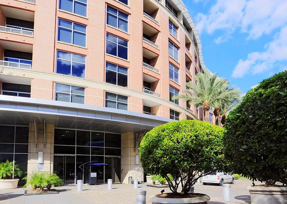 1st image of 1901 Post Oak Blvd APT 4106