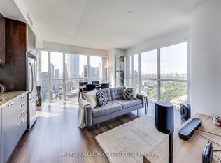 28 Ted Rogers Way #3609, Toronto, ON M4Y2J4