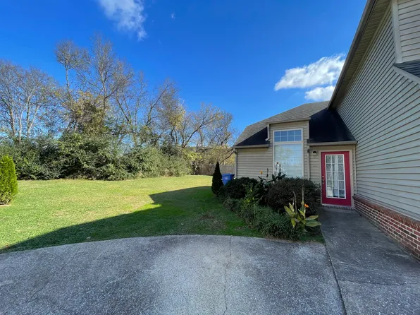 9412 David Smith Ln, Ooltewah, TN 37363