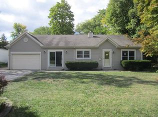 146 Pine Tree Row, Lake Zurich, IL 60047