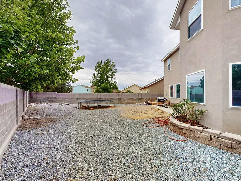 10600 Calle Gandia NW — Photo 27