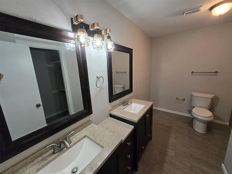 7942 Grow Ln — Photo 17