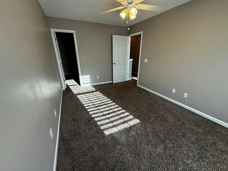 75 Walker Ct — Photo 21