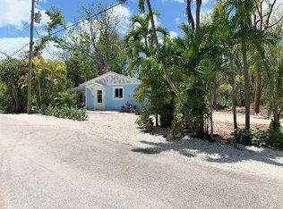 22 Robert St, Key Largo, FL 33037