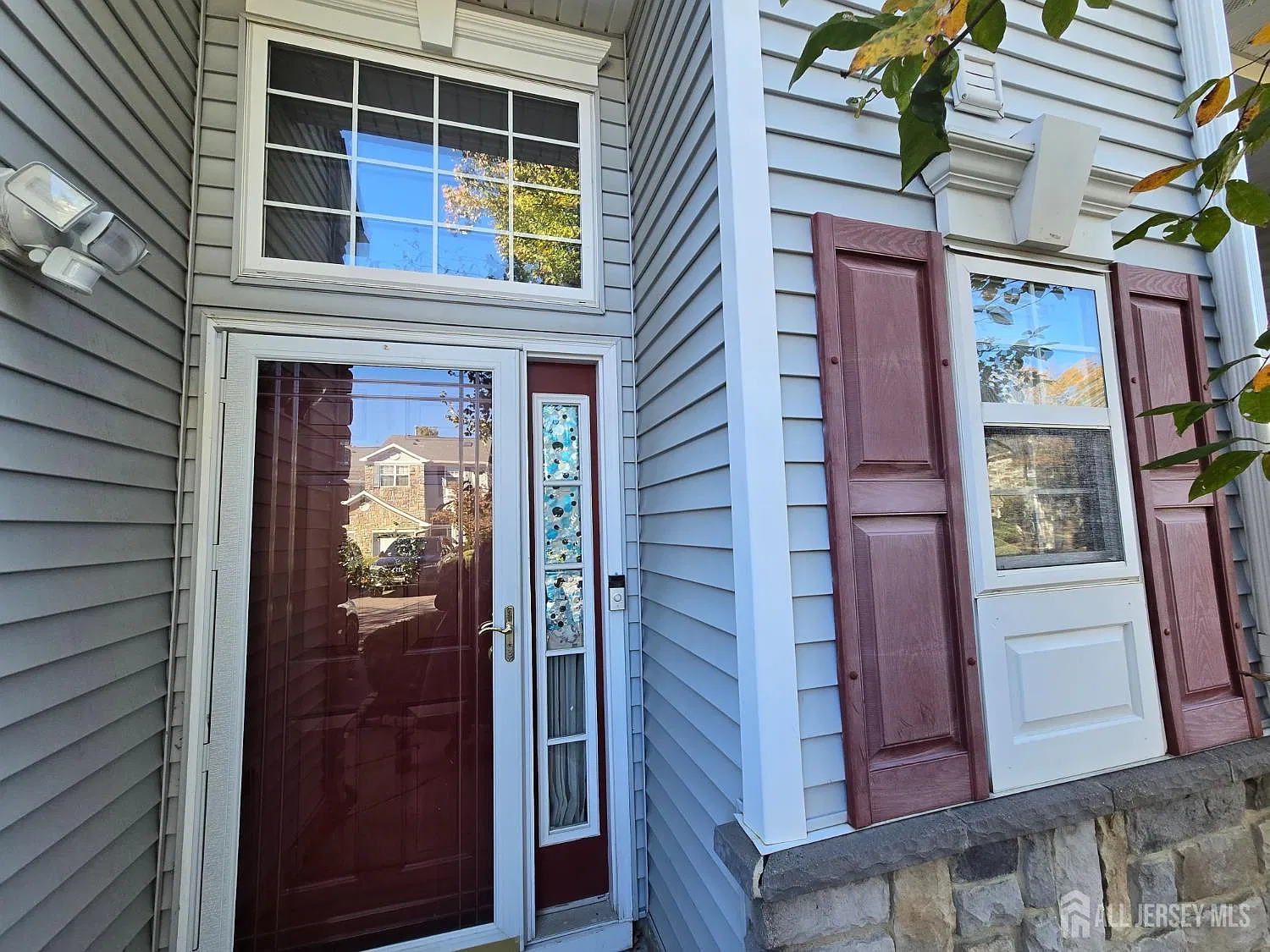 3 bed, 2.5 bath, 1750 sqft, $3,600 — Photo 1
