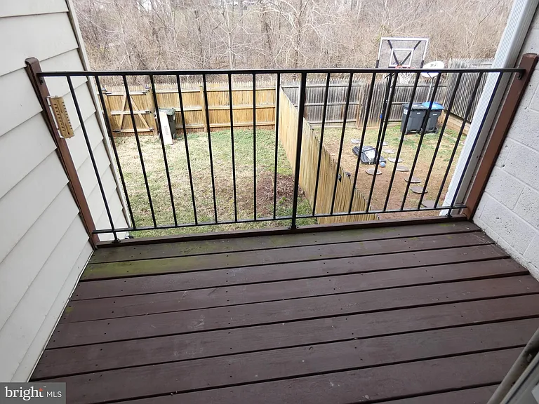 4128 Hamlin Ct — Photo 31