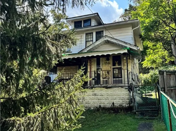 730 Hiland Ave, Coraopolis, PA 15108