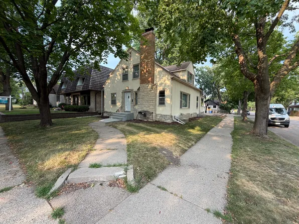 2301 McKinley St NE, Minneapolis, MN 55418