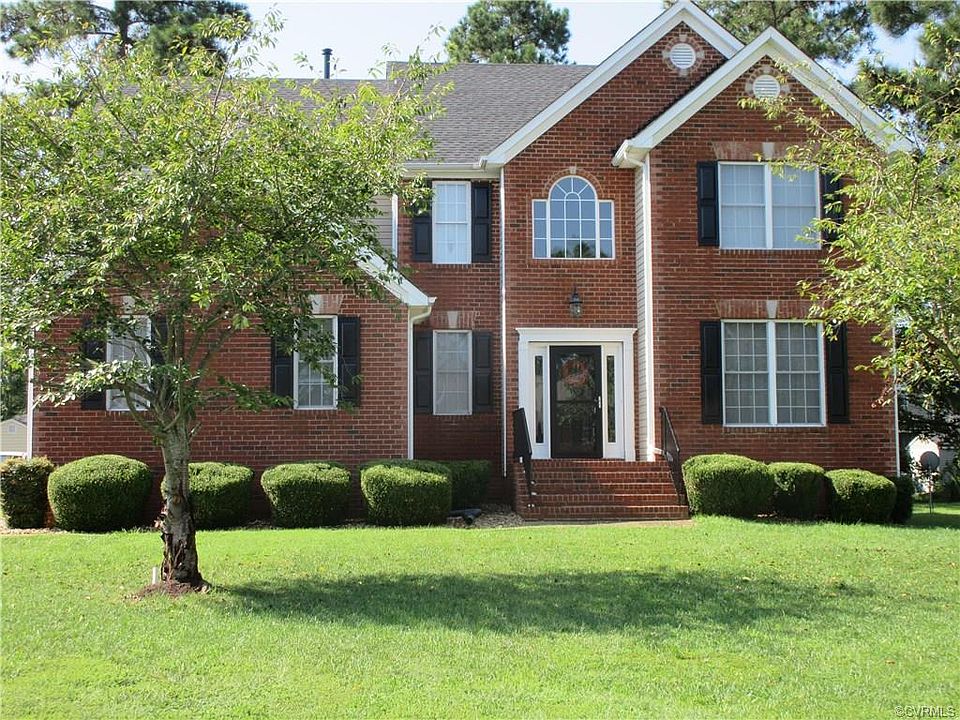 1st image of 14430 Woodleigh Dr