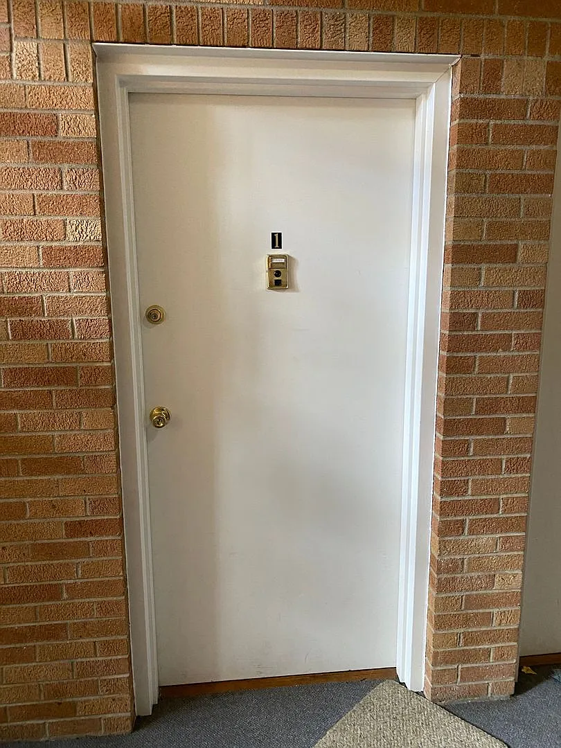 3006 Montana Ave — Photo 4