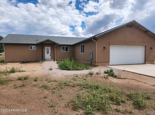 825 W Ranch House Rd, Paulden, AZ 86334