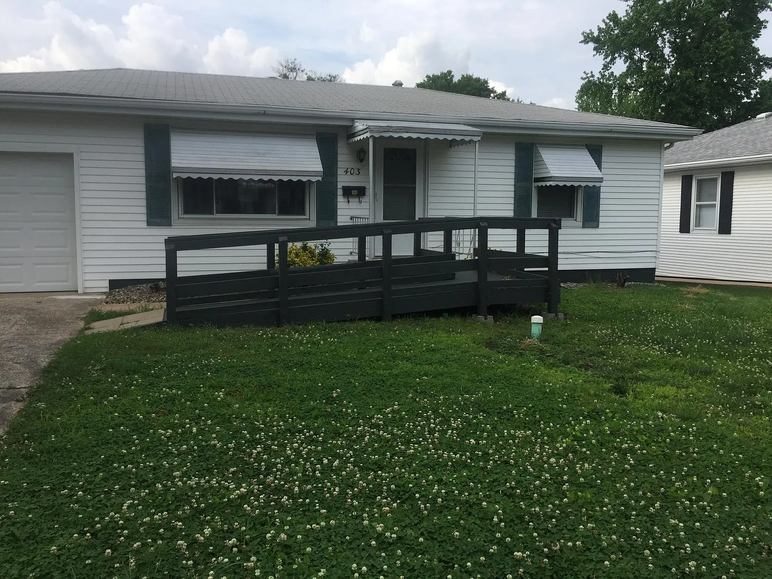 403 Bollman Ave photo 1
